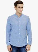 Camino Blue Solid Slim Fit Casual Shirt