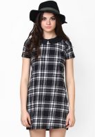 Faballey Black Colored Checked Shift Dress