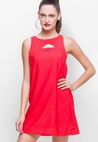 Oxolloxo Red Colored Solid Shift Dress