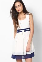 Magnetic Designs White Colored Solid Shift Dress