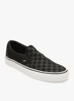 Vans Classic Slip-On Black Sneakers