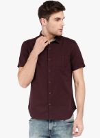 Highlander Maroon Solid Slim Fit Casual Shirt