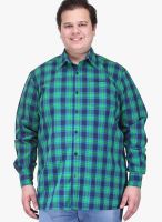 Pluss Checks Green Casual Shirt