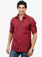 Solemio Red Solid Slim Fit Casual Shirts