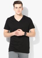 Levi's Black Solid V Neck T-Shirt