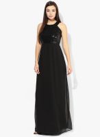 MIAMINX Black Colored Embellished Maxi Dress