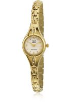 Q&Q S131-004Ny Golden/White Analog Watch