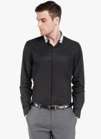 Mark Taylor Black Solid Slim Fit Formal Shirt