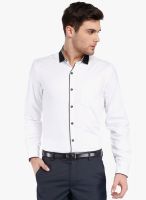 Mark Taylor White Solid Slim Fit Formal Shirt