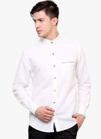 Blackbuk India White Solid Slim Fit Casual Shirt