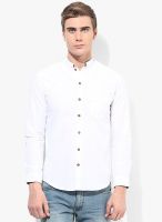 British Club White Solid Slim Fit Casual Shirt