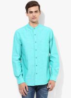 Izod Green Solid Slim Fit Casual Shirt