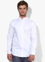 Jack & Jones White Solid Slim Fit Casual Shirt