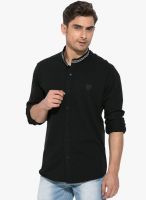 Mufti Black Solid Slim Fit Casual Shirt