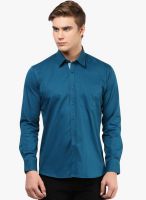 The Vanca Green Solid Regular Fit Casual Shirt