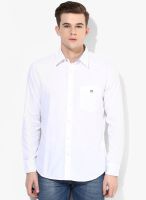 Van Heusen Sport White Solid Regular Casual Shirt