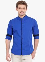 Western Vivid Blue Solid Slim Fit Casual Shirt