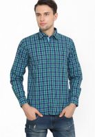 Crimsoune Club Checks Green Casual Shirt