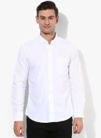 Giordano White Solid Slim Fit Casual Shirt