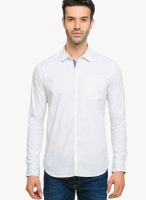 Status Quo White Printed Regular Fit Casual Shirt