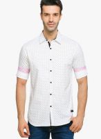 Status Quo White Printed Regular Fit Casual Shirt