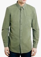 TOPMAN Green Solid Regular Fit Casual Shirt