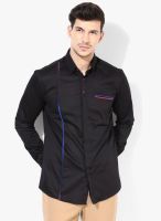 The Design Factory Black Solid Slim Fit Casual Shirt