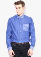 The Design Factory Light Blue Solid Slim Fit Casual Shirt