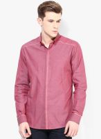 The Design Factory Pink Solid Slim Fit Casual Shirt