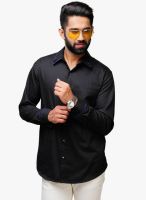 Yepme Black Solid Regular Fit Casual Shirt