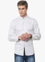 Yepme White Solid Slim Fit Casual Shirt