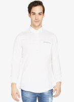 Globus White Solid Regular Fit Casual Shirt