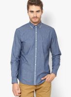 See Designs Light Blue Solid Slim Fit Casual Shirt