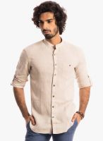 Specimen Beige Solid Slim Fit Casual Shirt