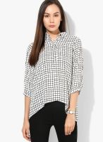 Dorothy Perkins Petite Black And White Shirt