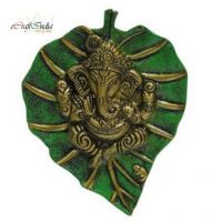 eCraftIndia Silver And Green Lord Ganesha On Green Leaf