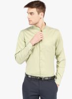 Black Coffee Green Solid Slim Fit Formal Shirt