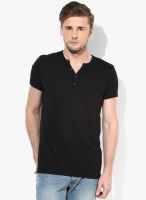 Giordano Black Solid Henley T-Shirt