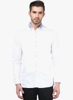Invern by Monteil White Solid Slim Fit Casual Shirt