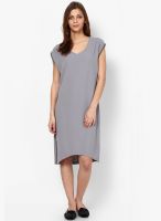 SISTER'S POINT Grey Colored Solid Shift Dress