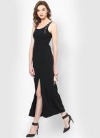 Vero Moda Black Colored Embroidered Maxi Dress Vero Moda Black Colored Embroidered Maxi Dress