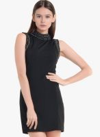 Kazo Black Colored Solid Shift Dress