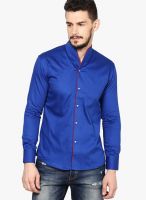 Monteil & Munero Solid Blue Casual Shirt