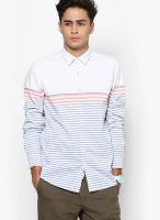 Turtle Striped White Slim Fit Casual Shirt