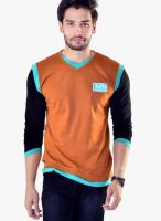 Avoir Envie Brown Solid V Neck T-Shirts