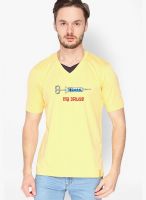 Campus Sutra Yellow Printed V Neck T-Shirt